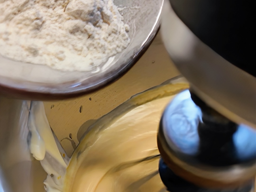 Schritt 2: Frischkäsefüllung für Basken-Kürbis Cheesecake zubereiten 