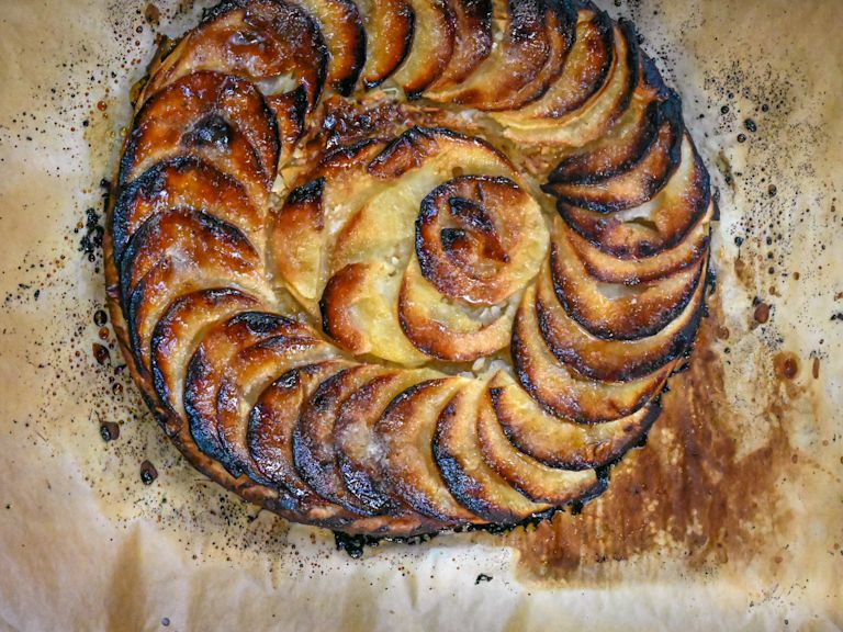 Schritt 4: Die Apfel-Tarte karamellisieren. Schritt 4: Die Apfel-Tarte karamellisieren.