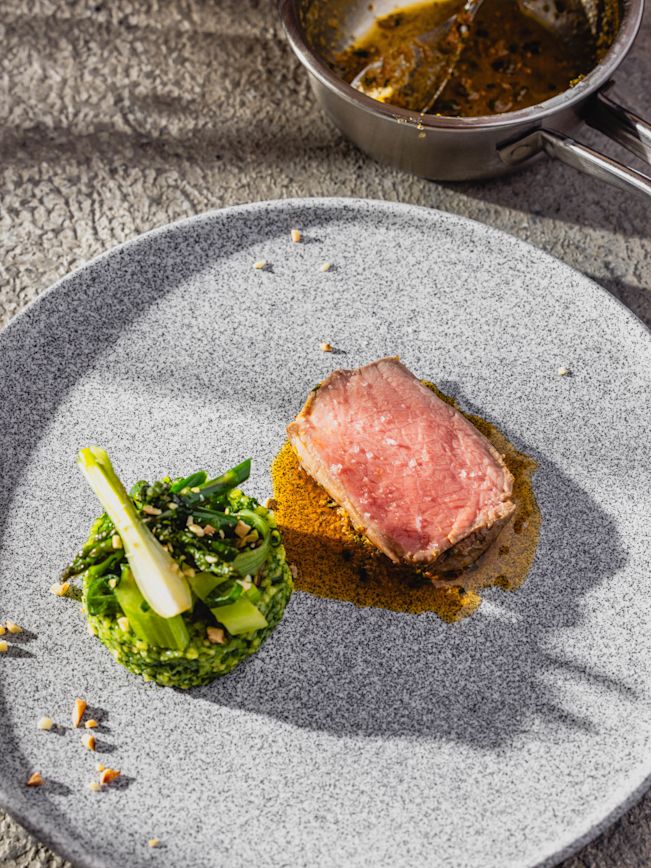 Rindsnuss mit grünem Gemüse und Polenta Rezept Rindsnuss mit grünem Gemüse und Polenta Rezept