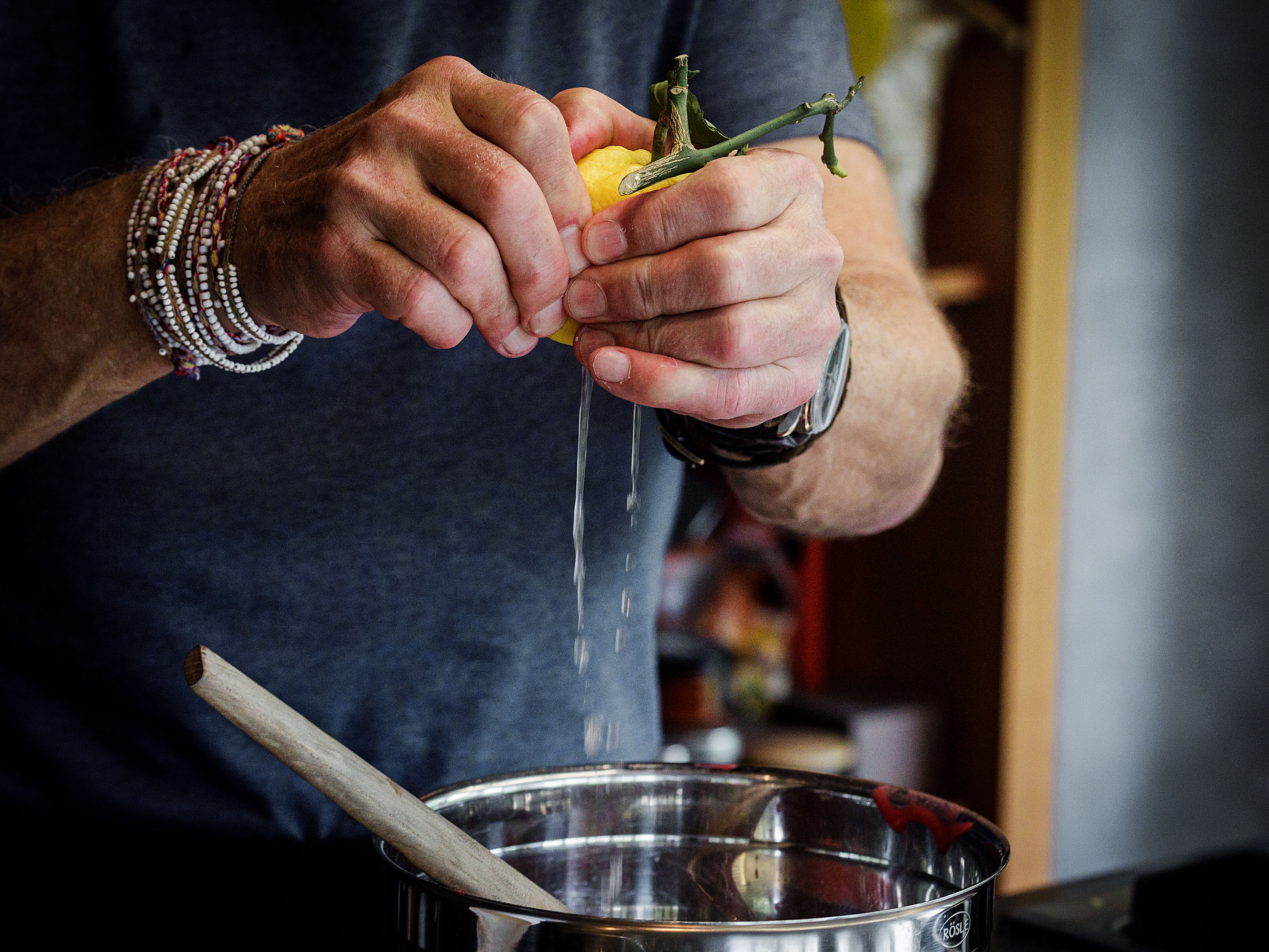 Schritt 2: Den Zitronensaft zugeben