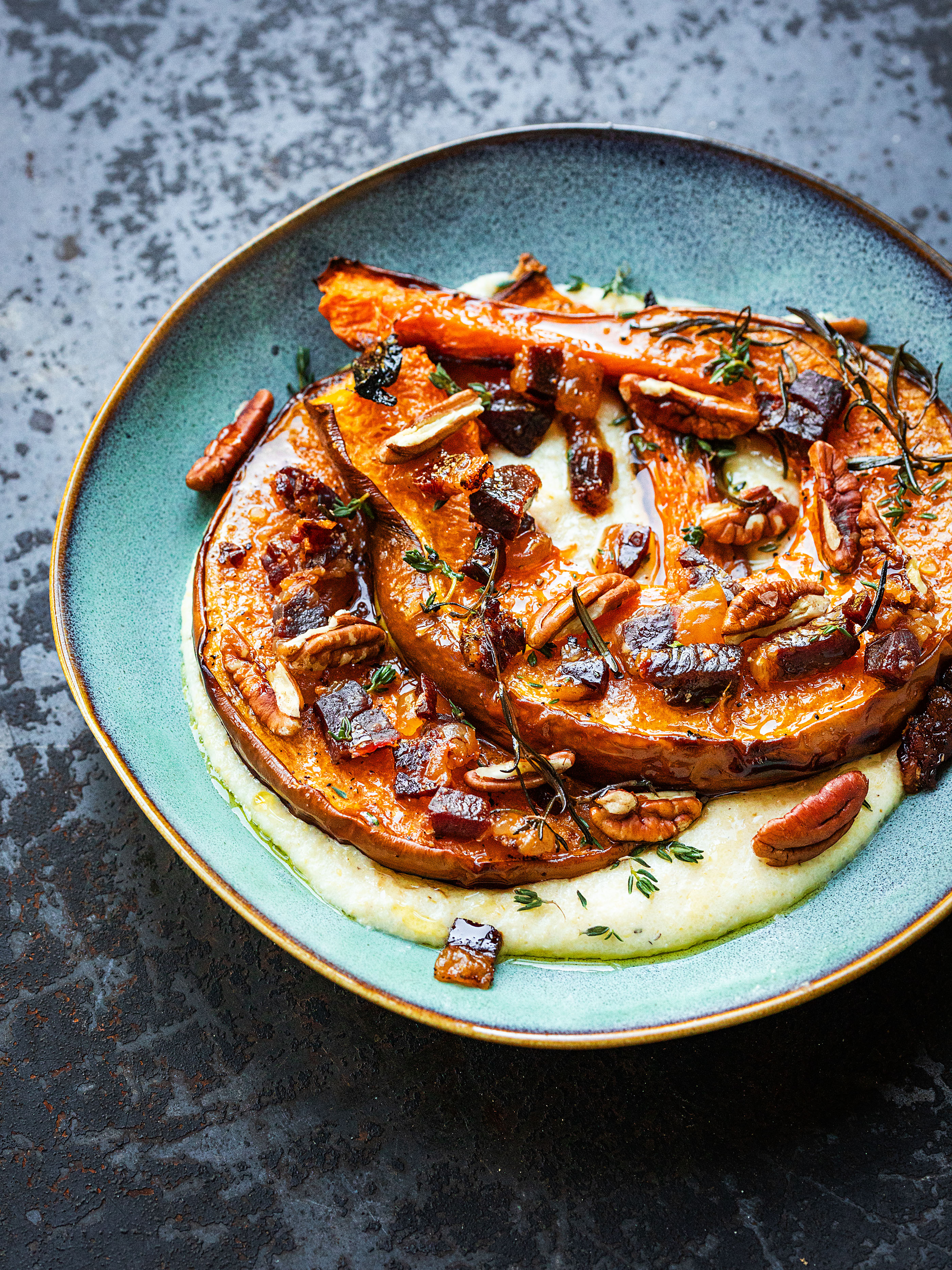 Polenta mit Röstkürbis, Speck und Mandeln Rezept 3
