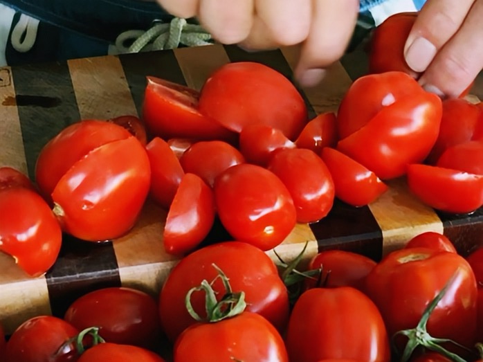 280726 rezept getrocknete Tomaten 4x3 Step1 Pic1
