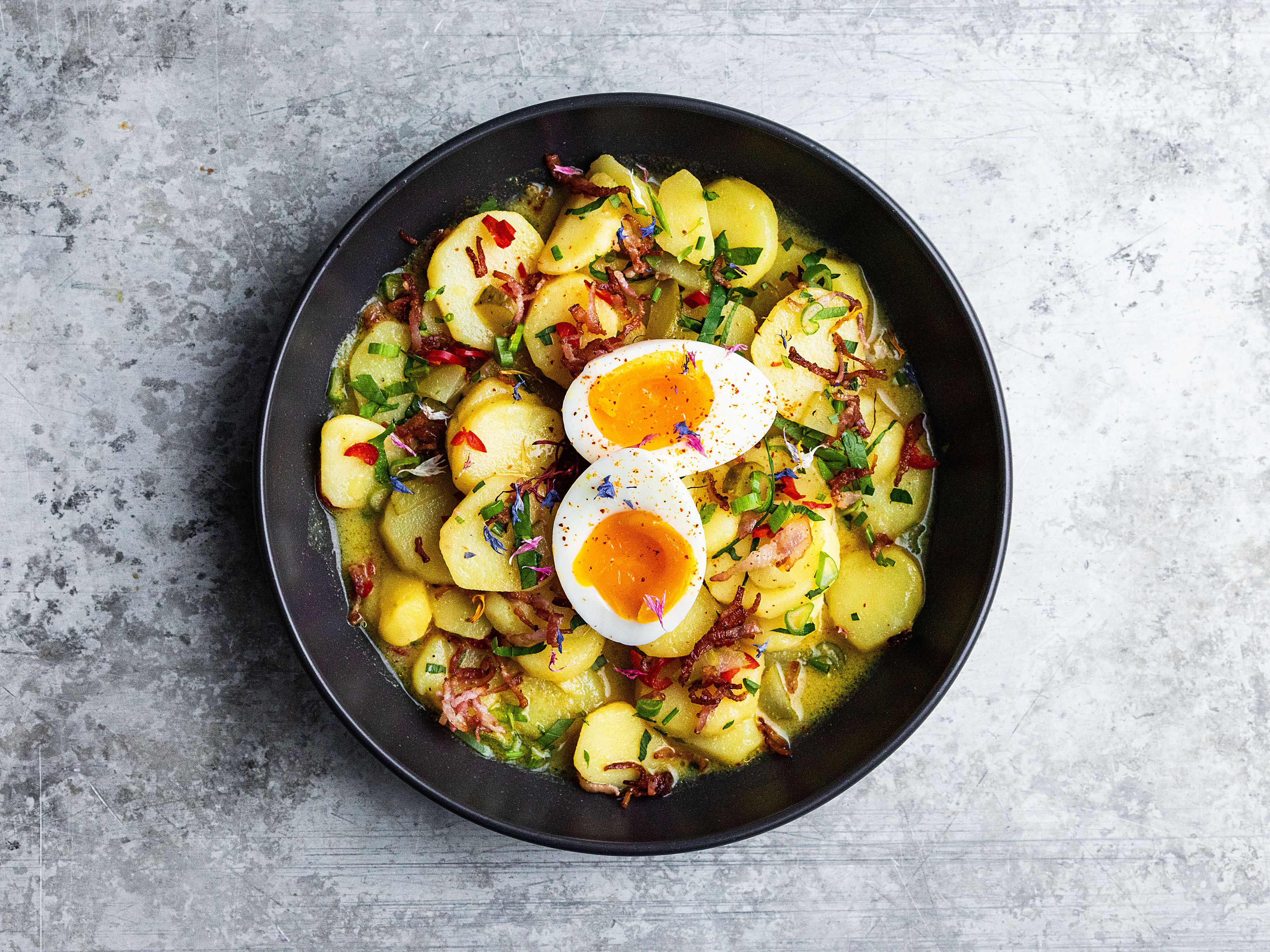 Schritt 3: Kartoffelsalat anrichten