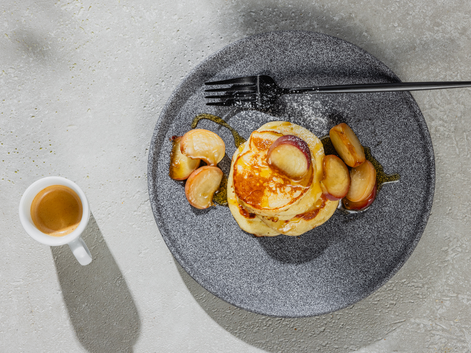 Ricotta-Pancakes mit karamellisierten Pfirsichen Rezept 3