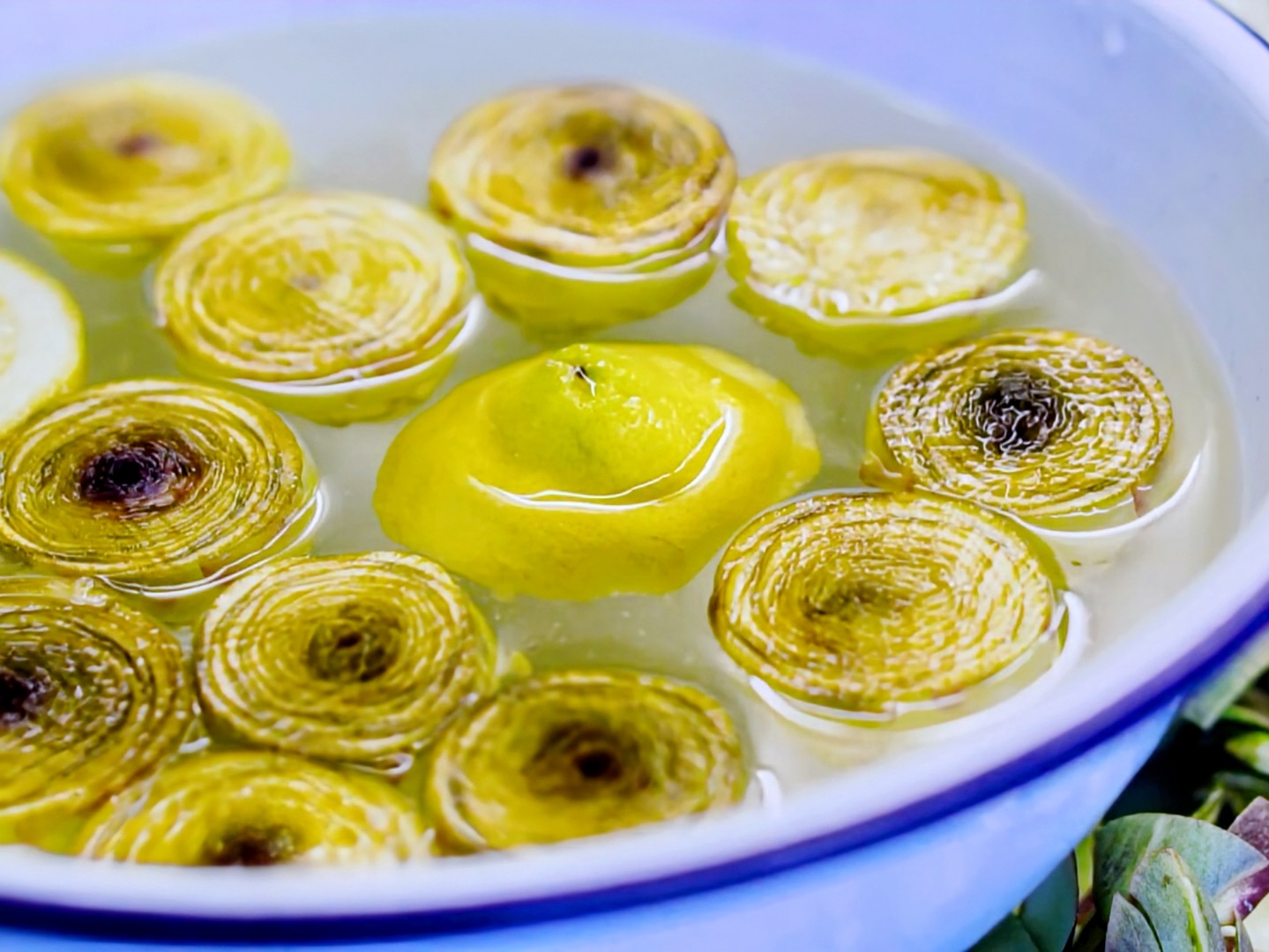 Schritt 2: Zubereitung der Artischocken für Artischocken Pilz Bruschetta  