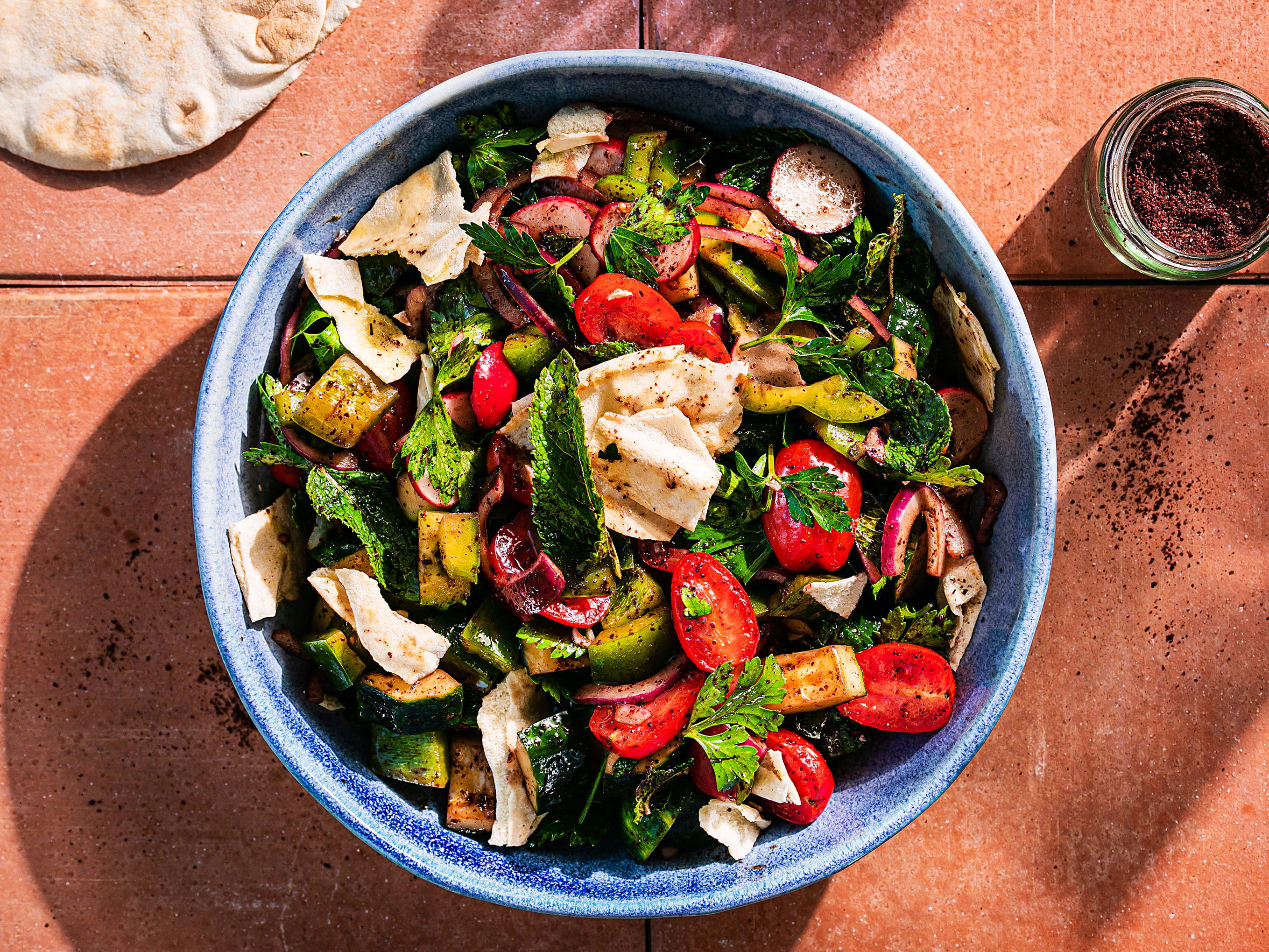 Schritt 1: Salat Fattoush zusammenstellen
