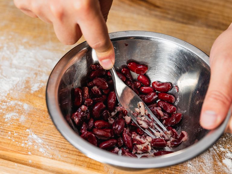 Schritt 1: Bohnenmasse vorbereiten Schritt 1: Bohnenmasse vorbereiten