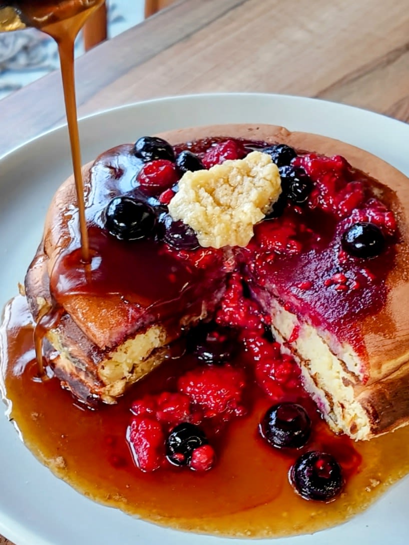 Golden Pancake mit Beerenkompott Rezept