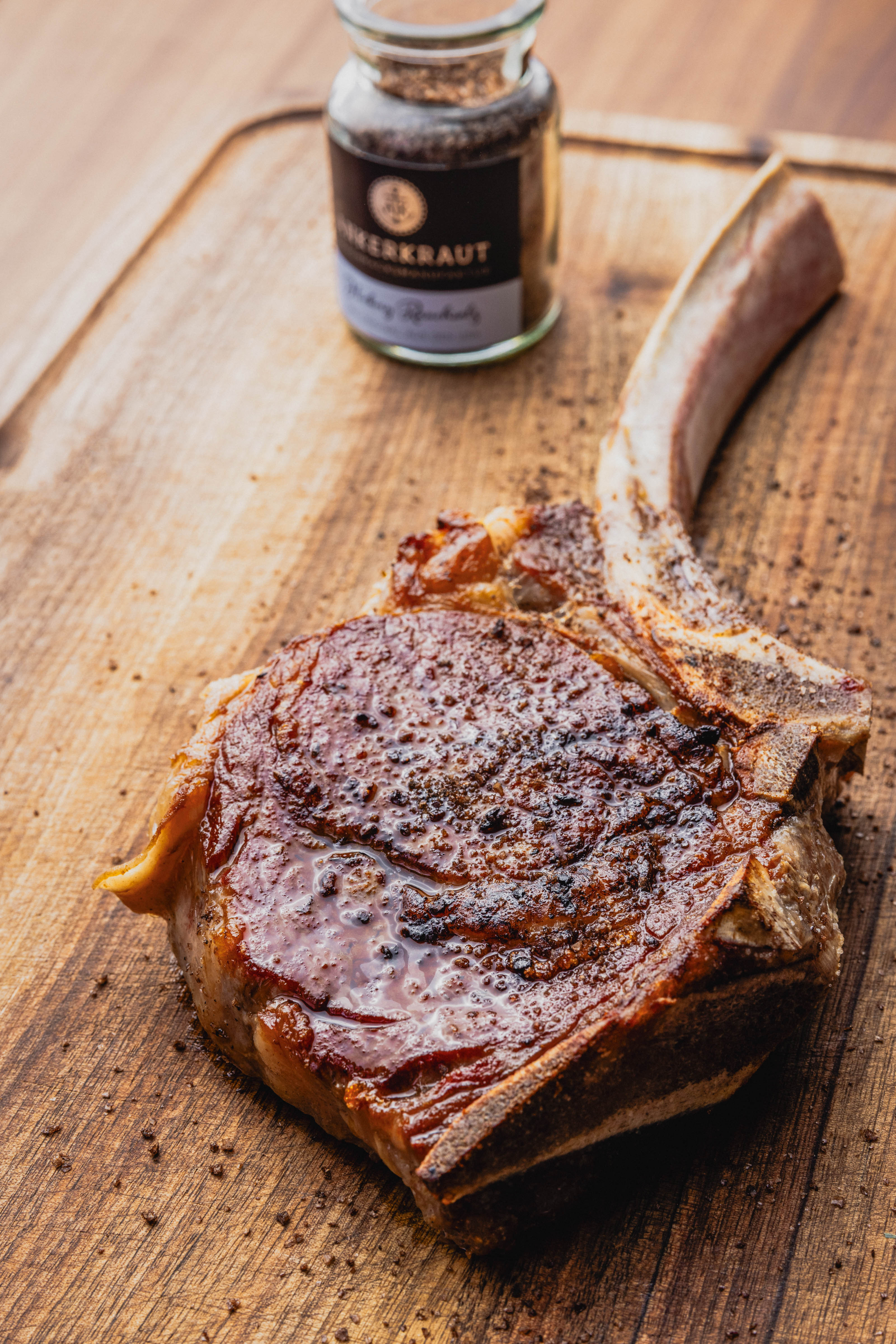 Tomahawk vom Grill „Reverse Sear“ mit Hickory Rauchsalz Rezept