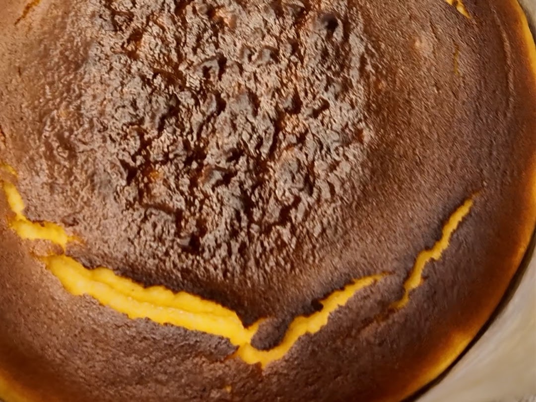 Schritt 3: Basken-Kürbis Cheesecake backen und fertigstellen