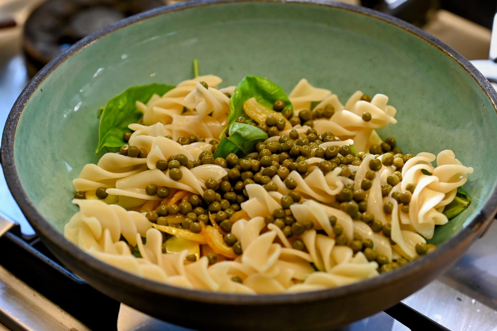 Schritt 2: Pasta Salat mit Zucchini und Zitrone zubereiten