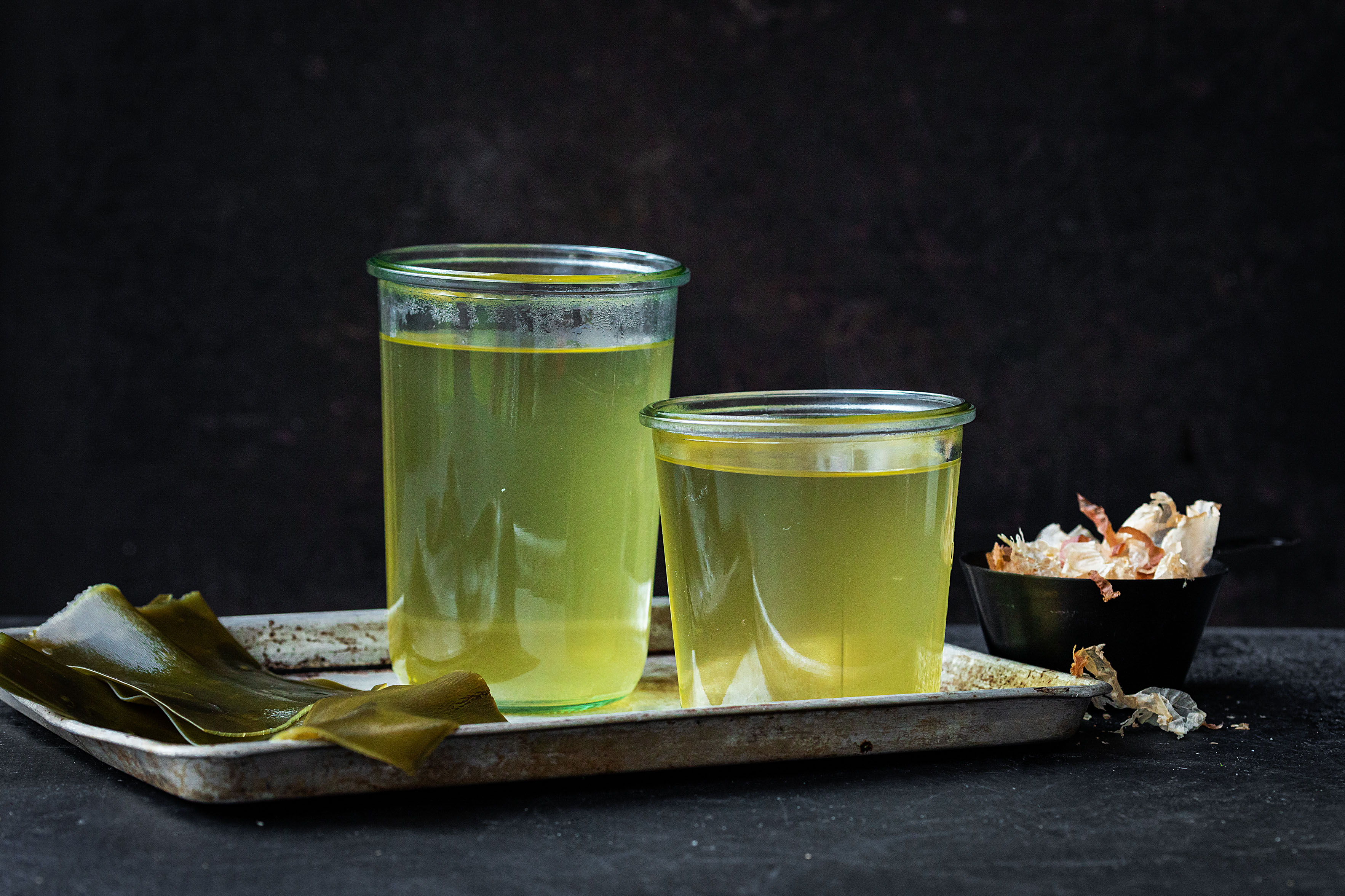 Miso Suppe: Die Brühe für die Misosuppe