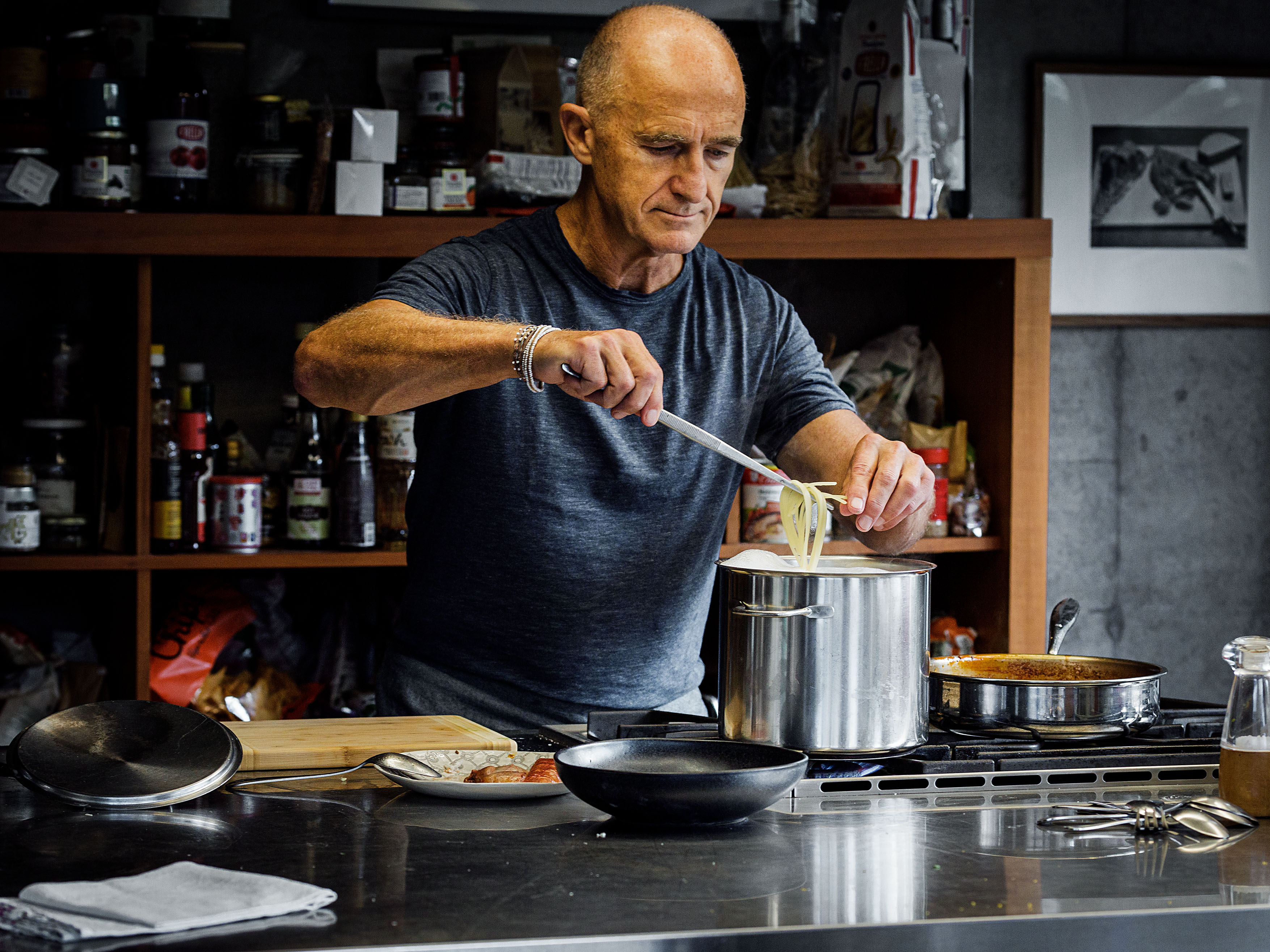 Schritt 2: Spaghetti knapp al dente kochen.