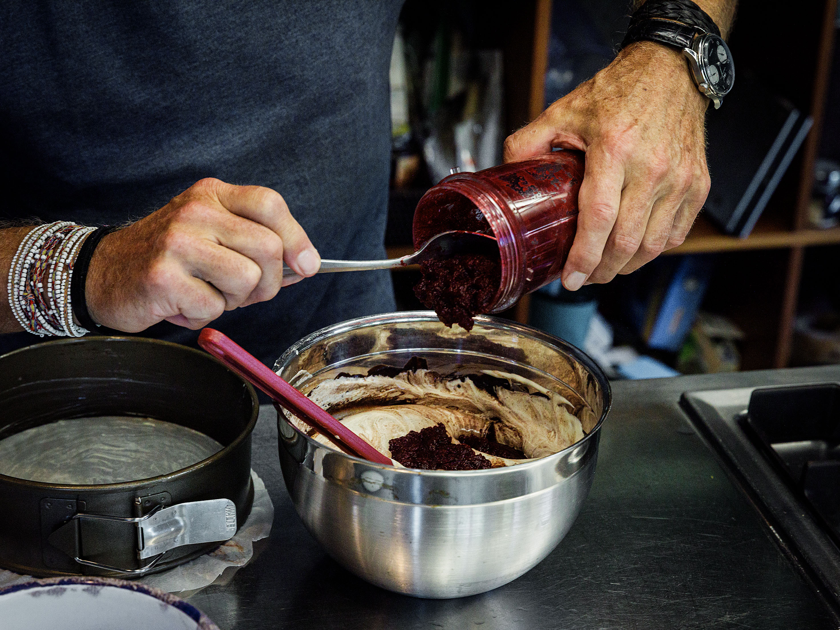 Schritt 3: Teig  für Schokoladen-Randen-Kuchen zubereiten