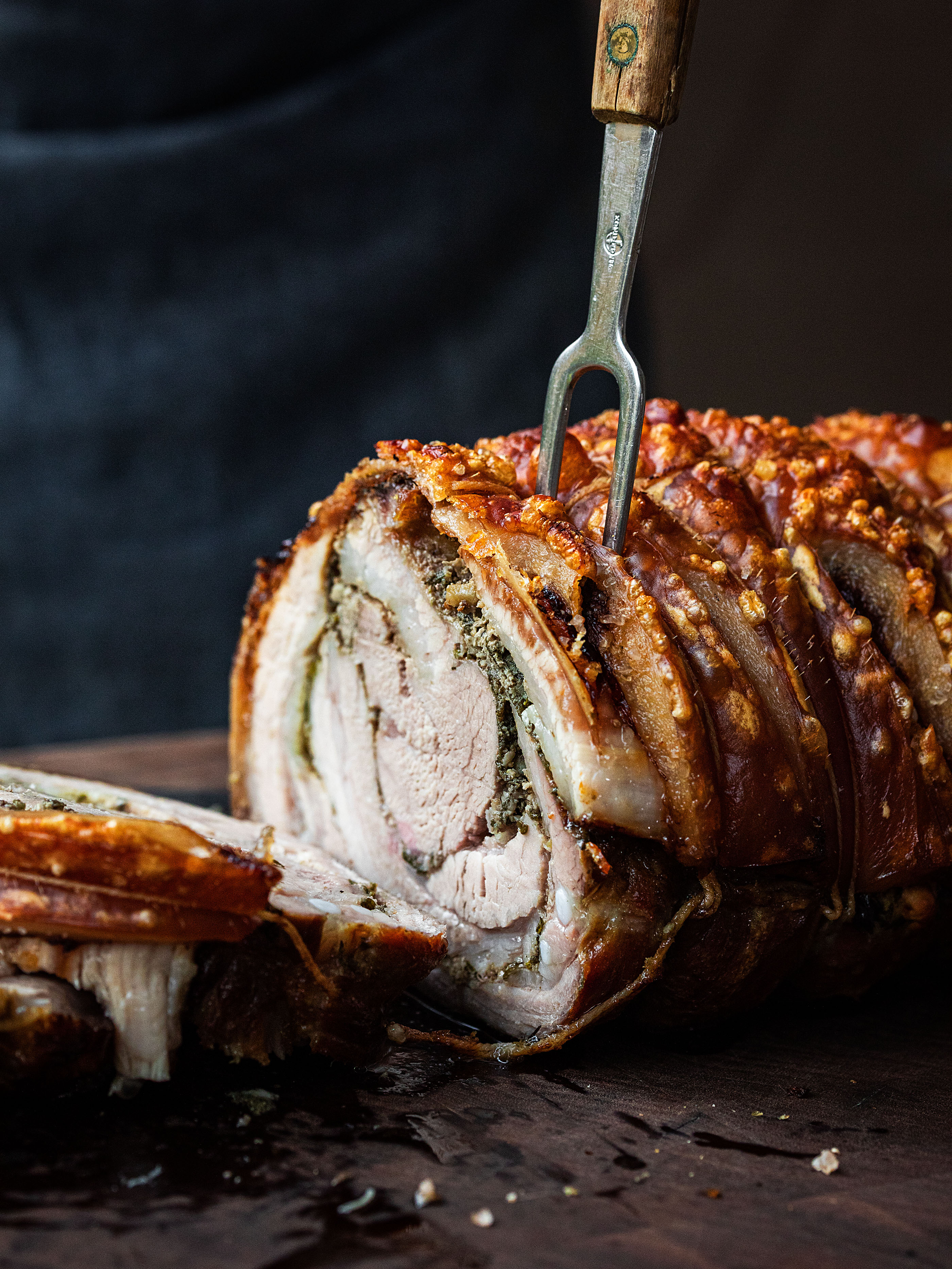 Porchetta – gefüllter Schweinebraten Rezept 2