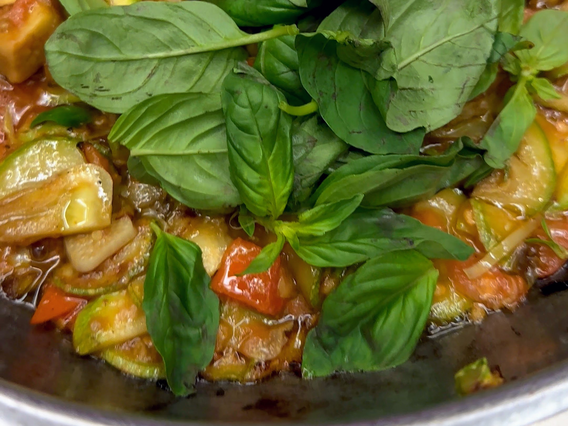 Schritt 2: Busiate mit Artischocken und Zucchini servieren