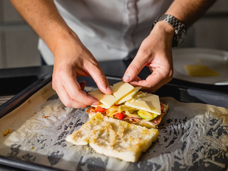 Schritt 4: Ultimatives Focaccia-Sandwich servieren Schritt 4: Ultimatives Focaccia-Sandwich servieren