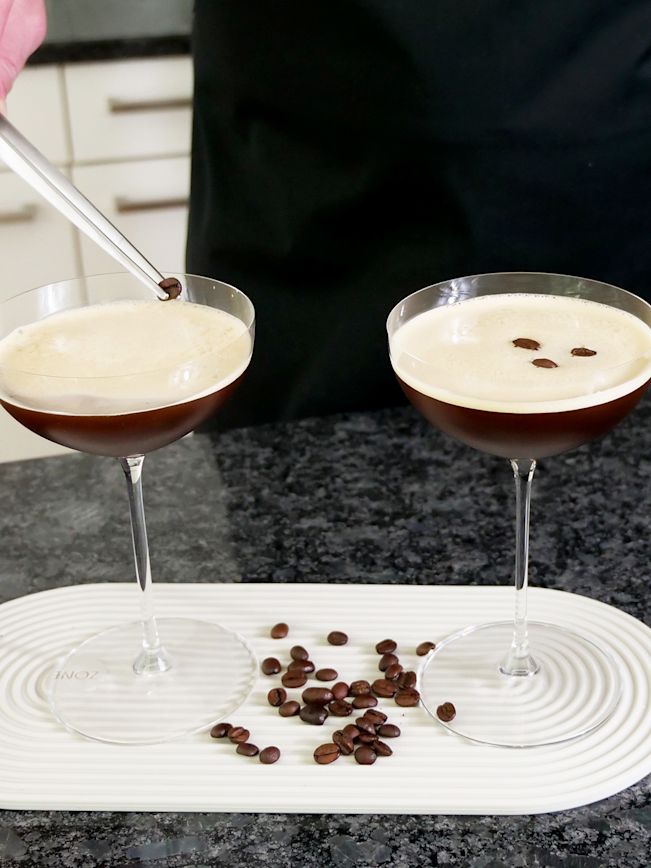 230730 Recipe Espresso Martini 3x4 Galery3 230730 Recipe Espresso Martini 3x4 Galery3