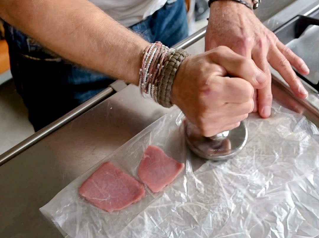 Schritt 1: Schnitzel für Cordon Bleu Fondue vorbereiten