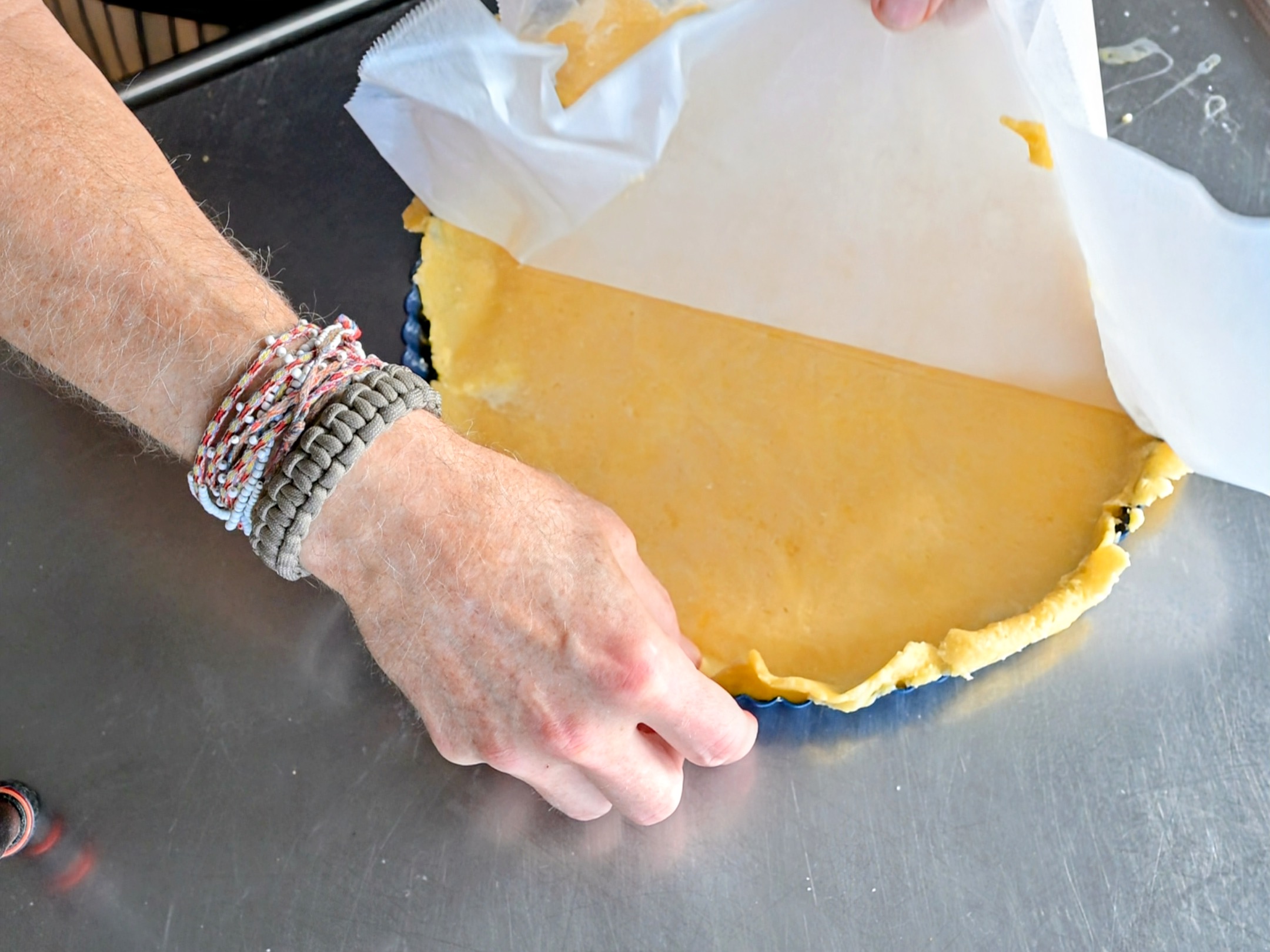 Schritt 1: Mürbeteig für Blutorangen-Yuzu Tarte vorbereiten 