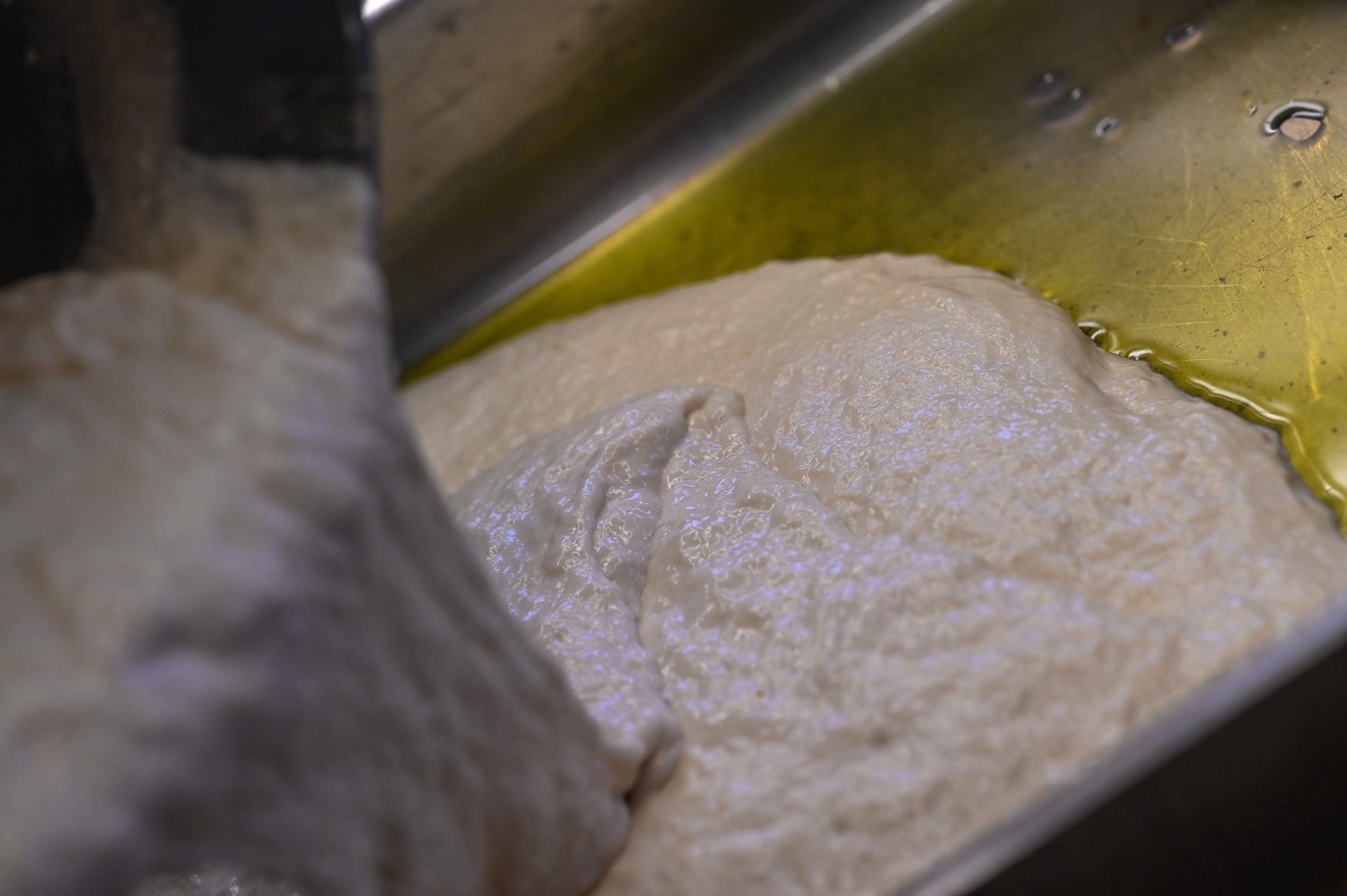 Schritt 2: Teig für Bärlauch Focaccia fertigstellen 