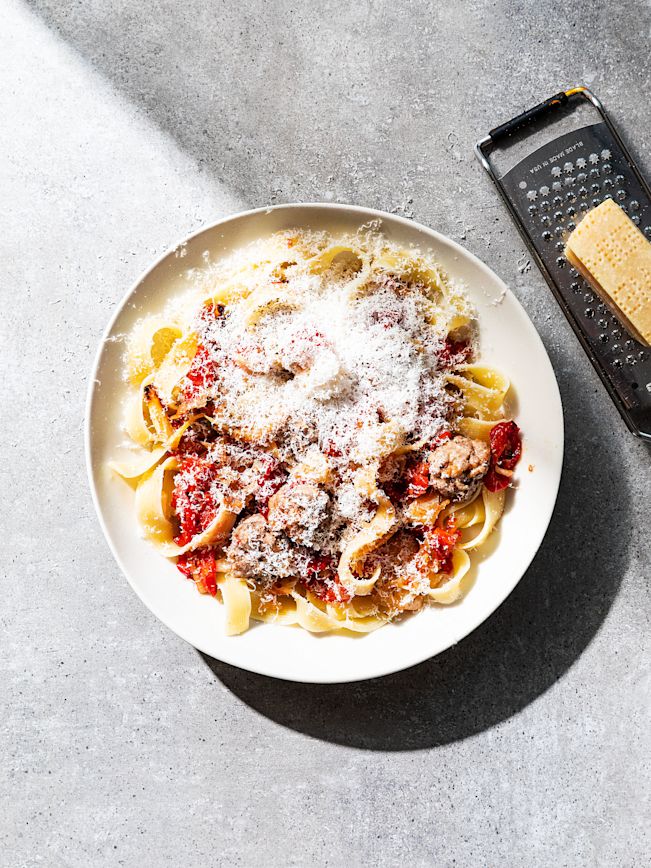 Pappardelle mit Polpette und Rösttomaten-Sugo Rezept Pappardelle mit Polpette und Rösttomaten-Sugo Rezept