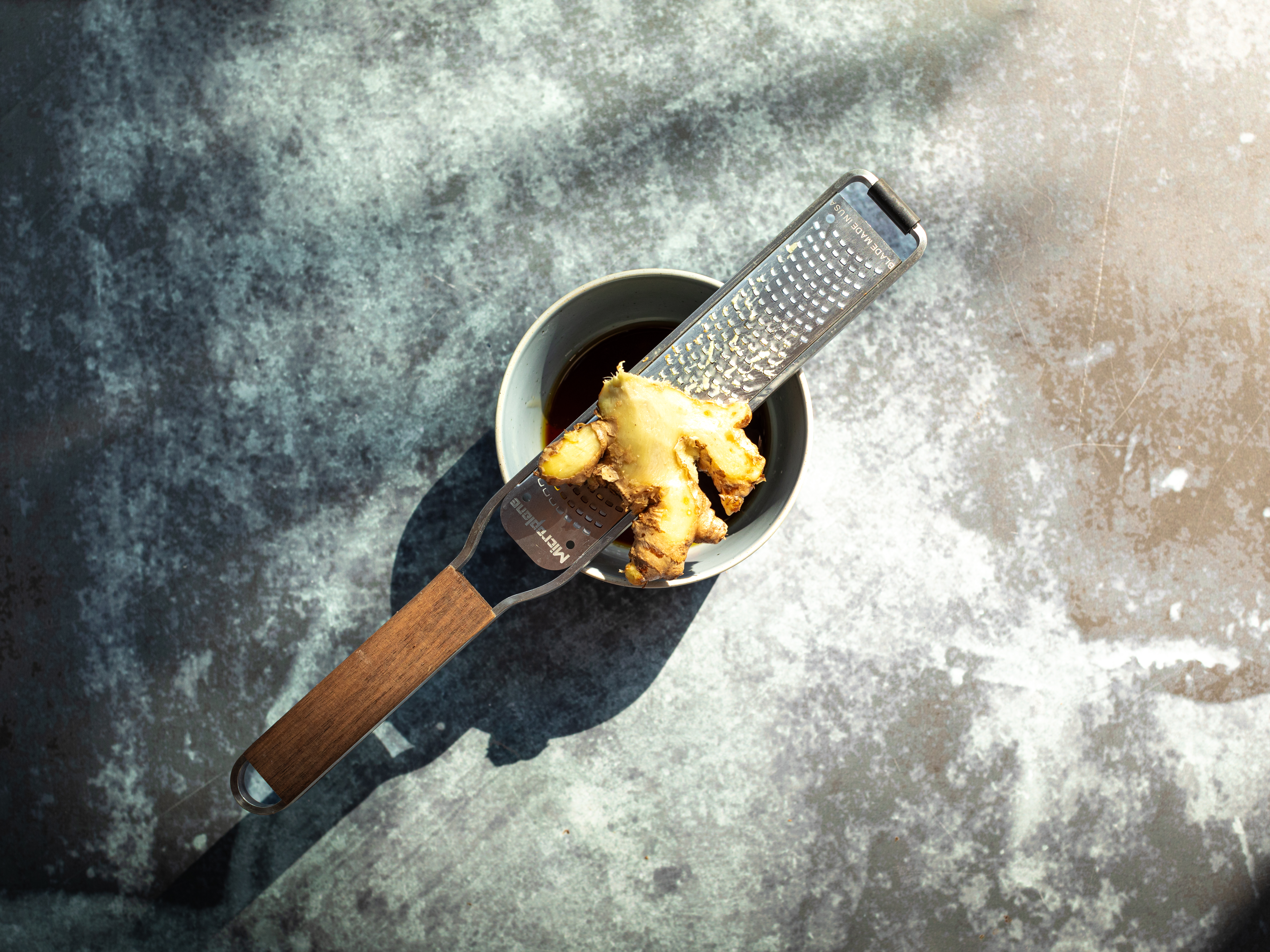 Schritt 2: Dressing für Asiatischen Rotkohl-Salat zubereiten 