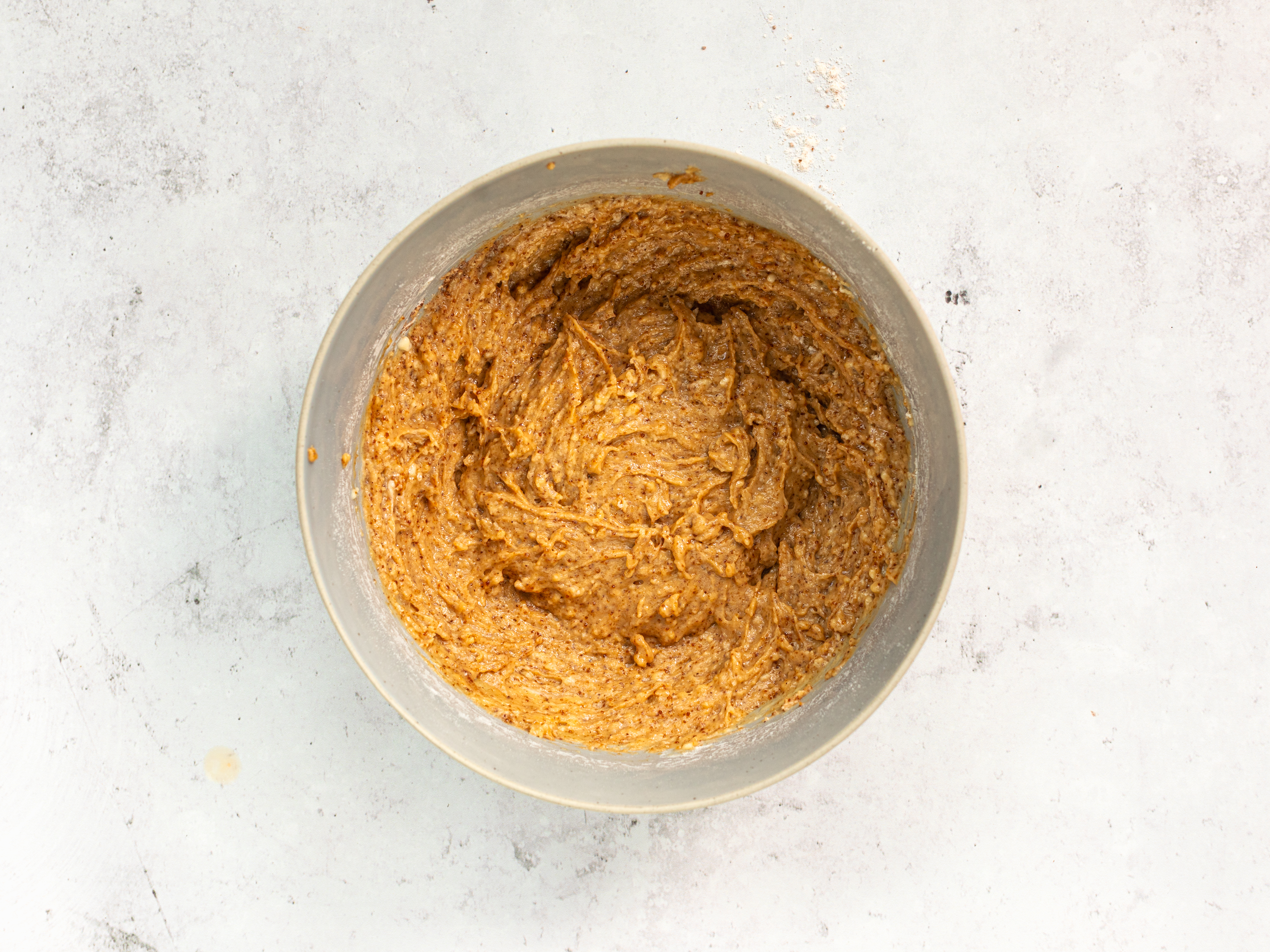 Schritt 2: Teig für Apfel-Streusel Muffins zubereiten  