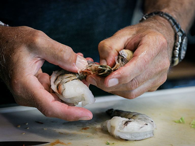 Schritt 2: Die Crevetten vorbereiten Schritt 2: Die Crevetten vorbereiten