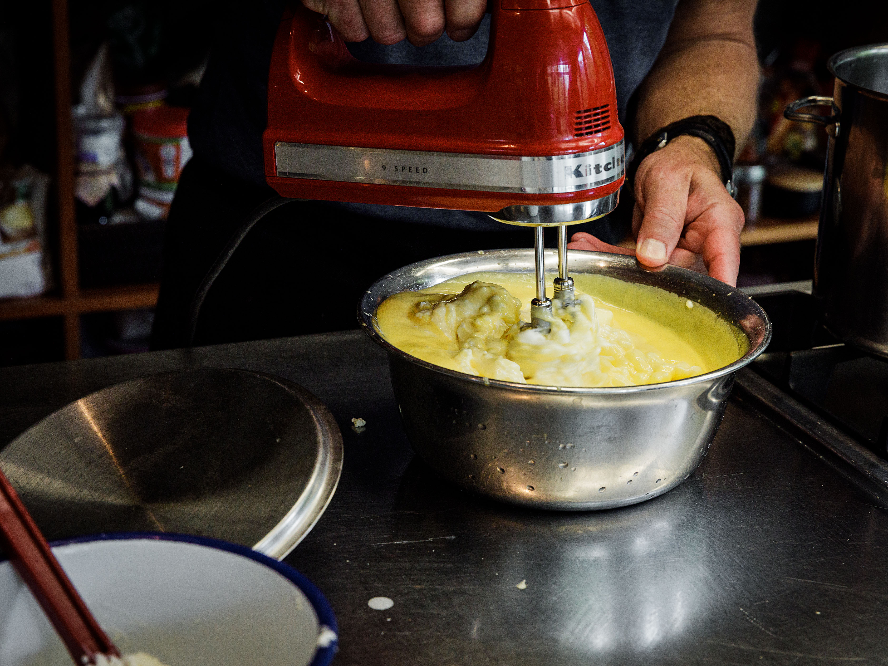 Schritt 2: Den Mascarpone unterrühren und gut verrühren