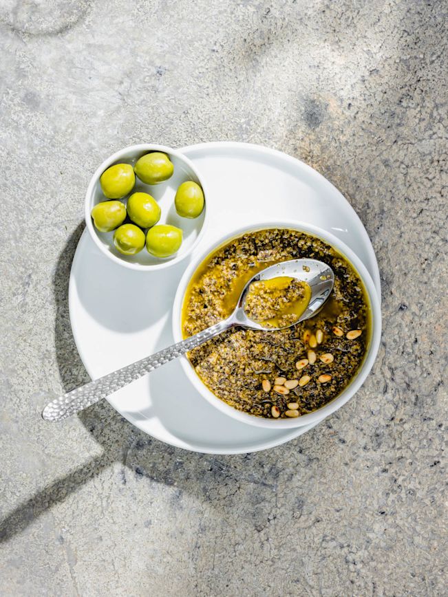 Oliven-Pesto Rezept Oliven-Pesto Rezept