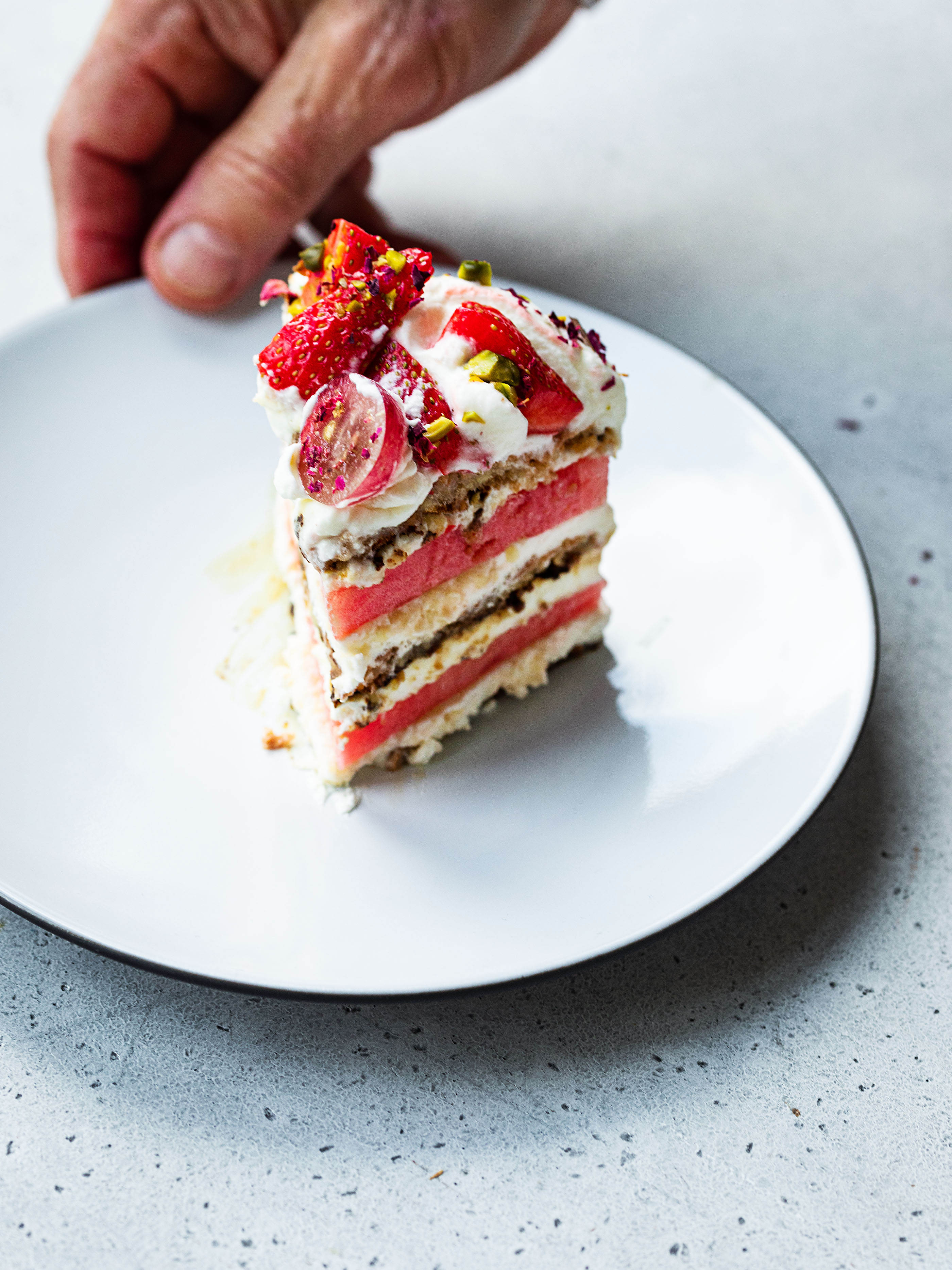 Erdbeer-Wassermelonen Naked Cake Rezept 6