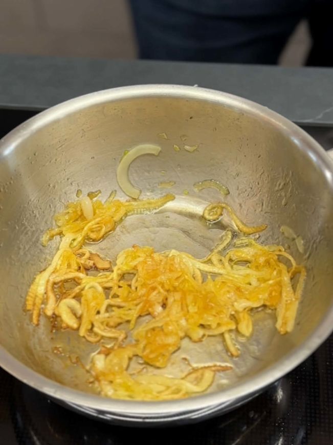 Zwiebeln karamellisieren Zwiebeln karamellisieren