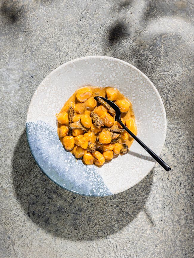 Gnocchi an Morchel-Rahmsauce mit weissem Portwein Rezept Gnocchi an Morchel-Rahmsauce mit weissem Portwein Rezept