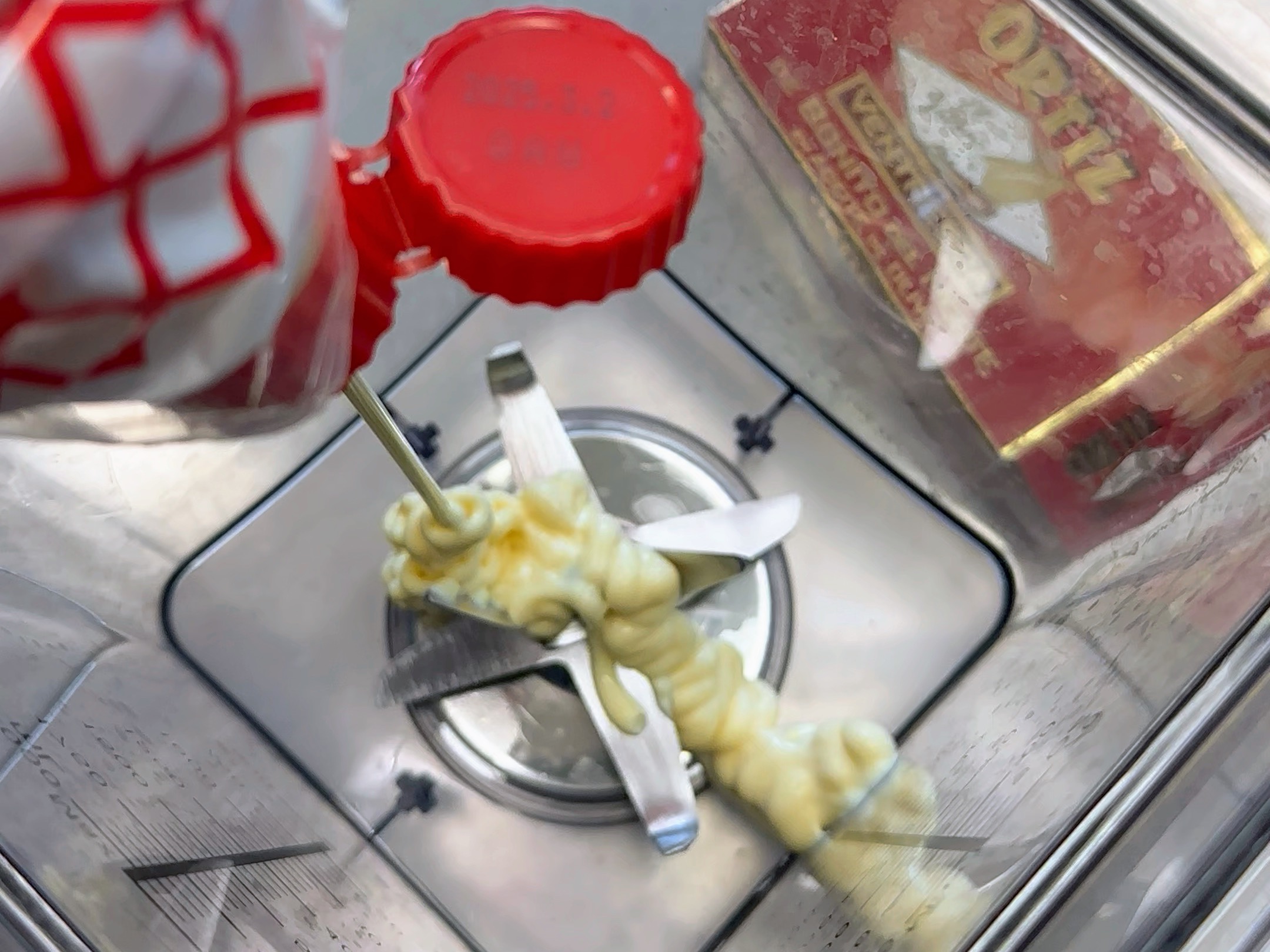 Schritt 2:  Vitello-Tonnato-Sauce zubereiten