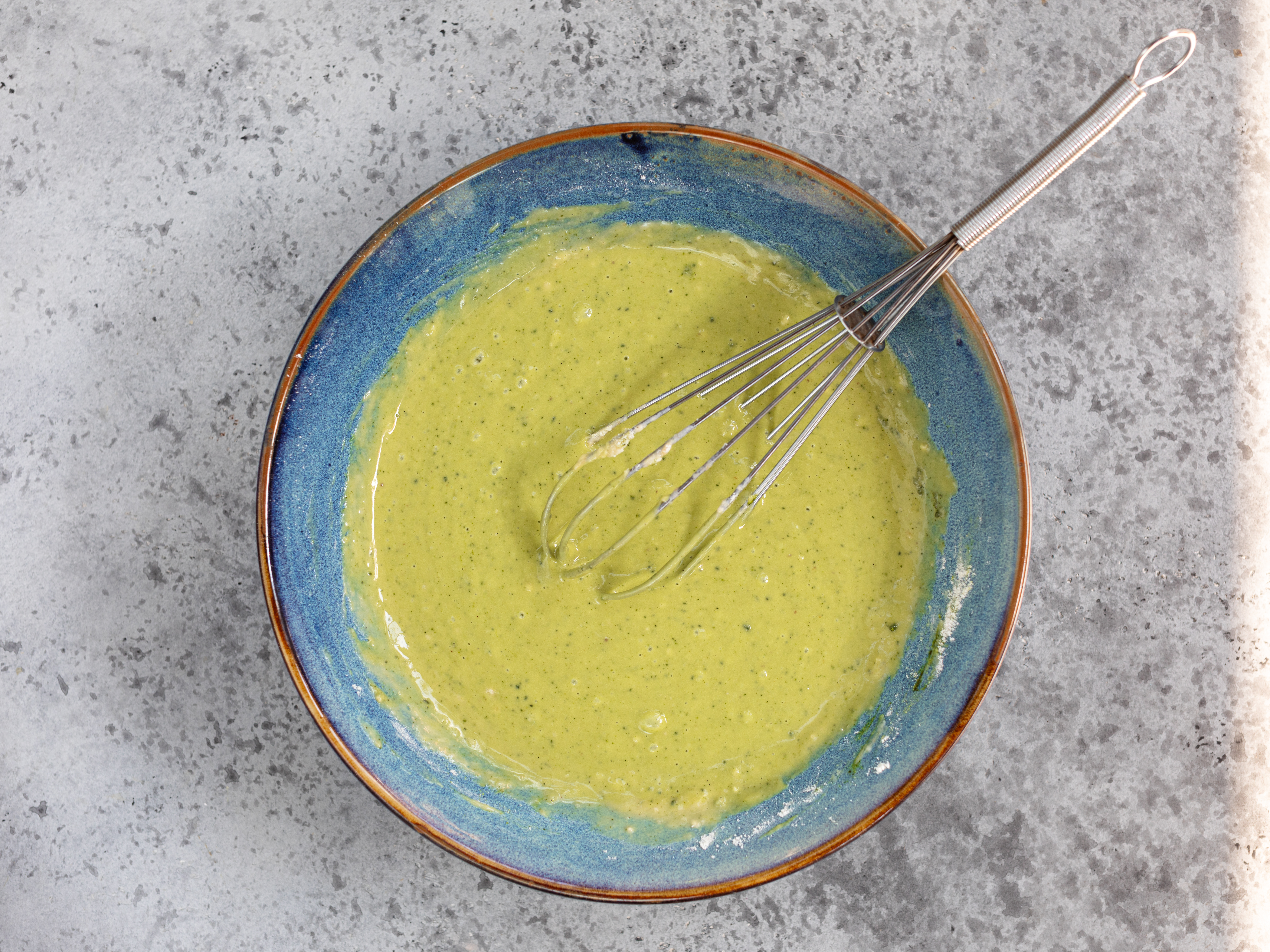 Schritt 3: Teig für Matcha Waffeln mit weisser Schokolade vorbereiten  