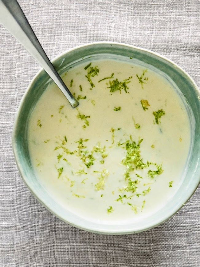 Joghurt Ingwer Crème mit Rosenblüten Rezept 2 Joghurt Ingwer Crème mit Rosenblüten Rezept 2