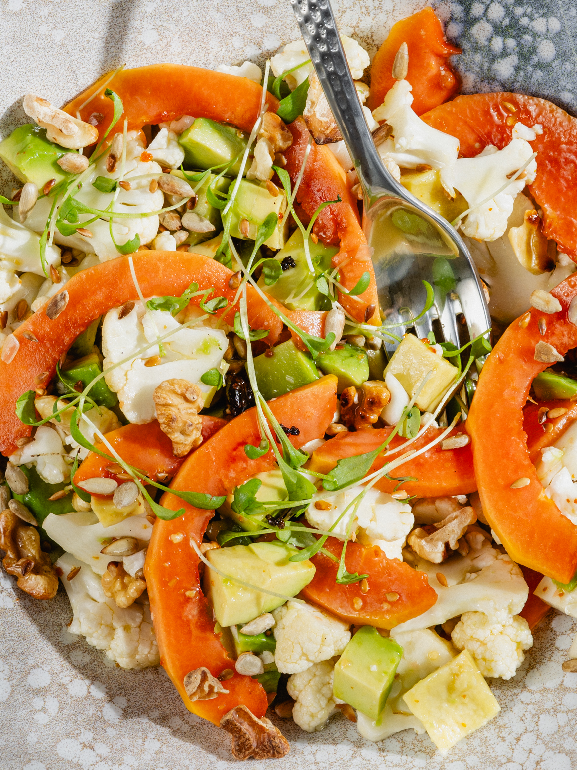 Knackiger Blumenkohlsalat mit Papaya und Avocado Rezept 2