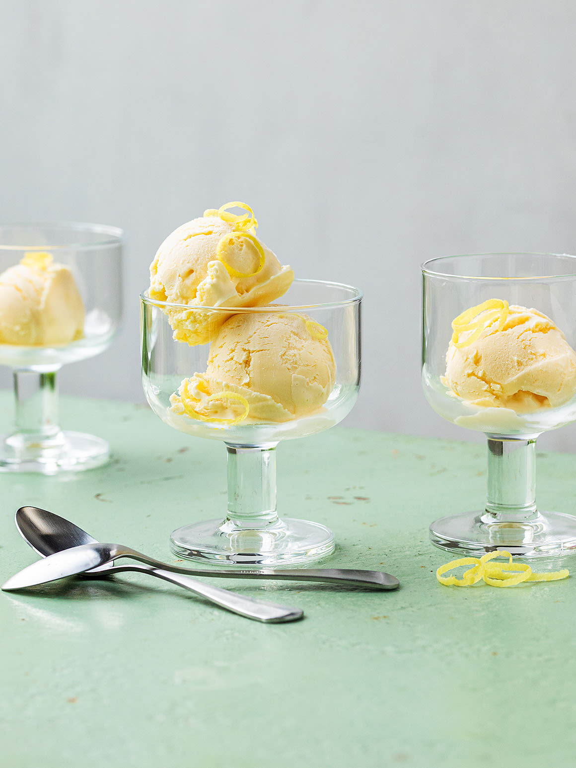 Gelato al limone e mascarpone Rezept