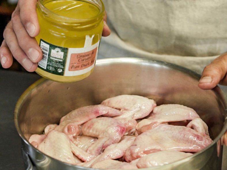 Schriitt 1: Marinieren und Vorbereiten der Chicken Wings