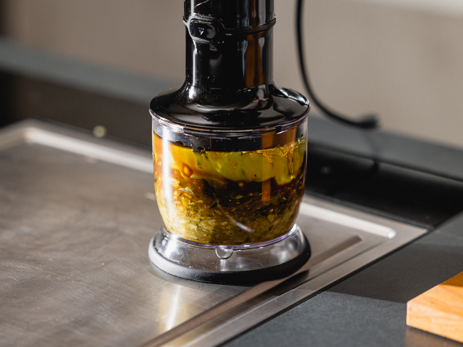 Schritt 2: Alle Zutaten für den Pesto in einen Mixer geben und fein mixen bis die gewünschte Konsistenz erreicht ist