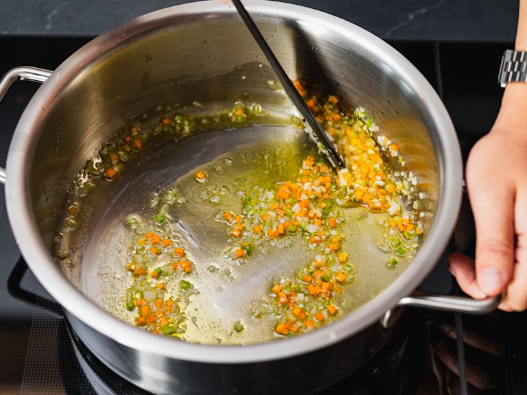 Schritt 2: Sauce zubereiten Schritt 2: Sauce zubereiten