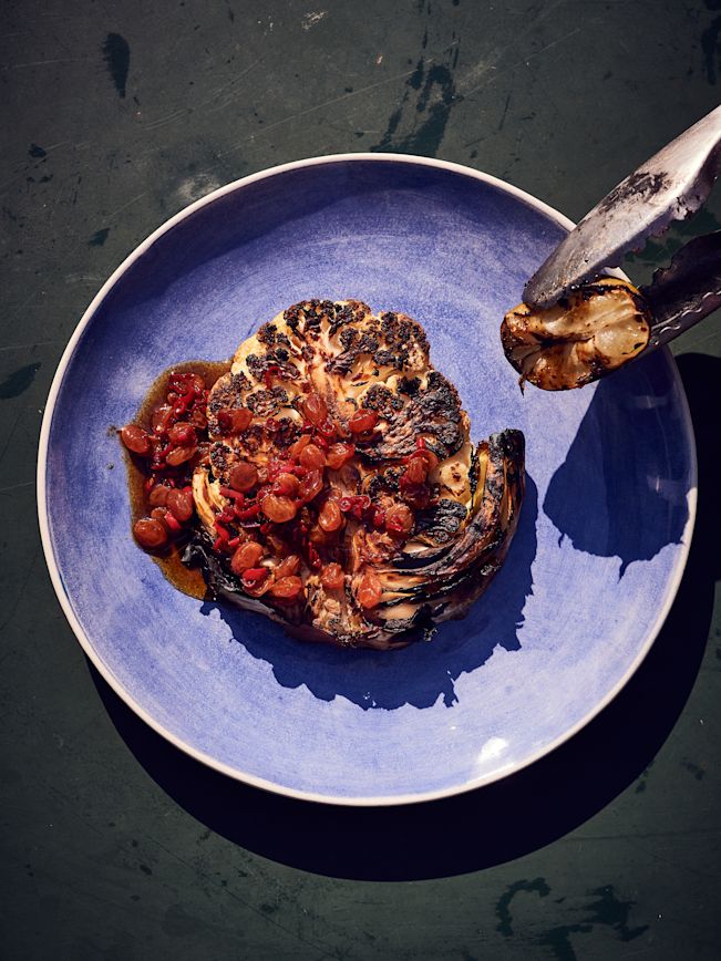 Blumenkohl Steaks mit Bier-Sauce Rezept Blumenkohl Steaks mit Bier-Sauce Rezept