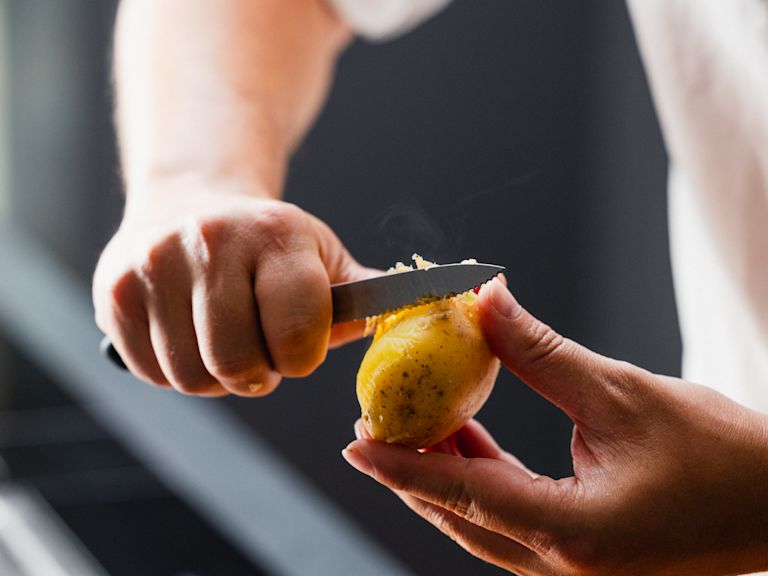 Schritt 3: Kartoffeln schneiden Schritt 3: Kartoffeln schneiden