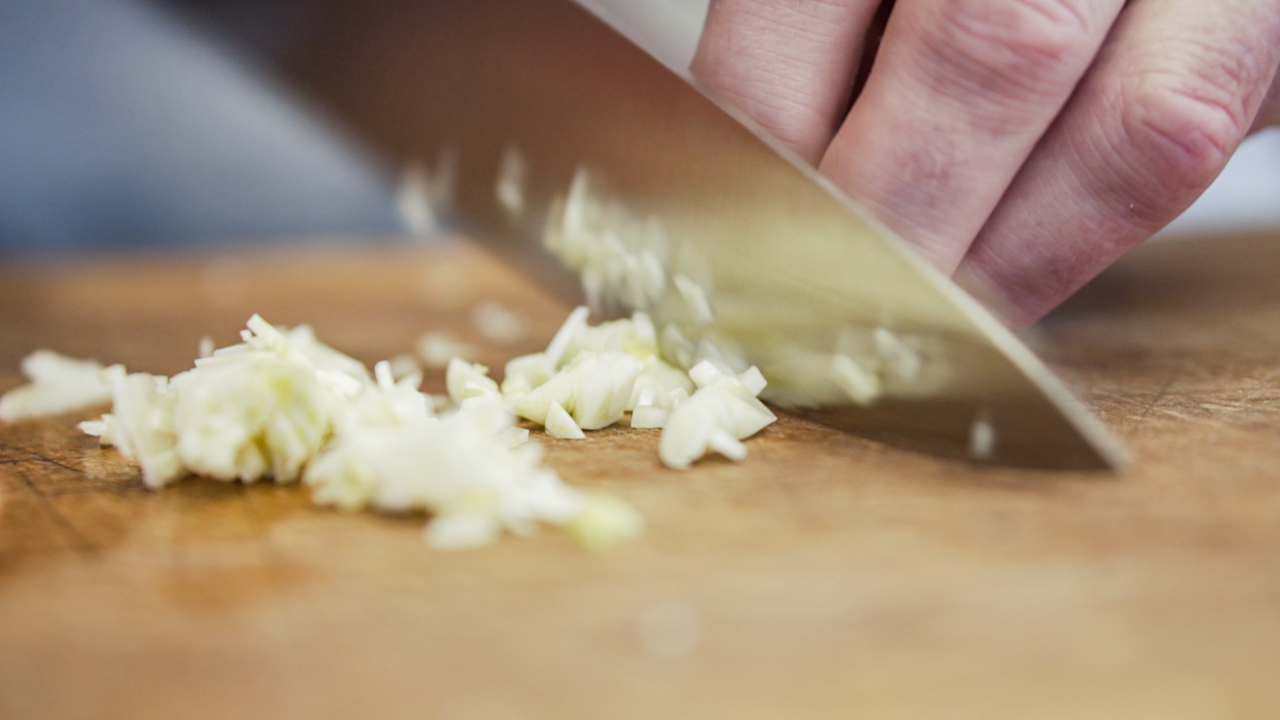 Schritt 1: Vorbereitung der Zutaten für Pasta mit Barba di Frate 