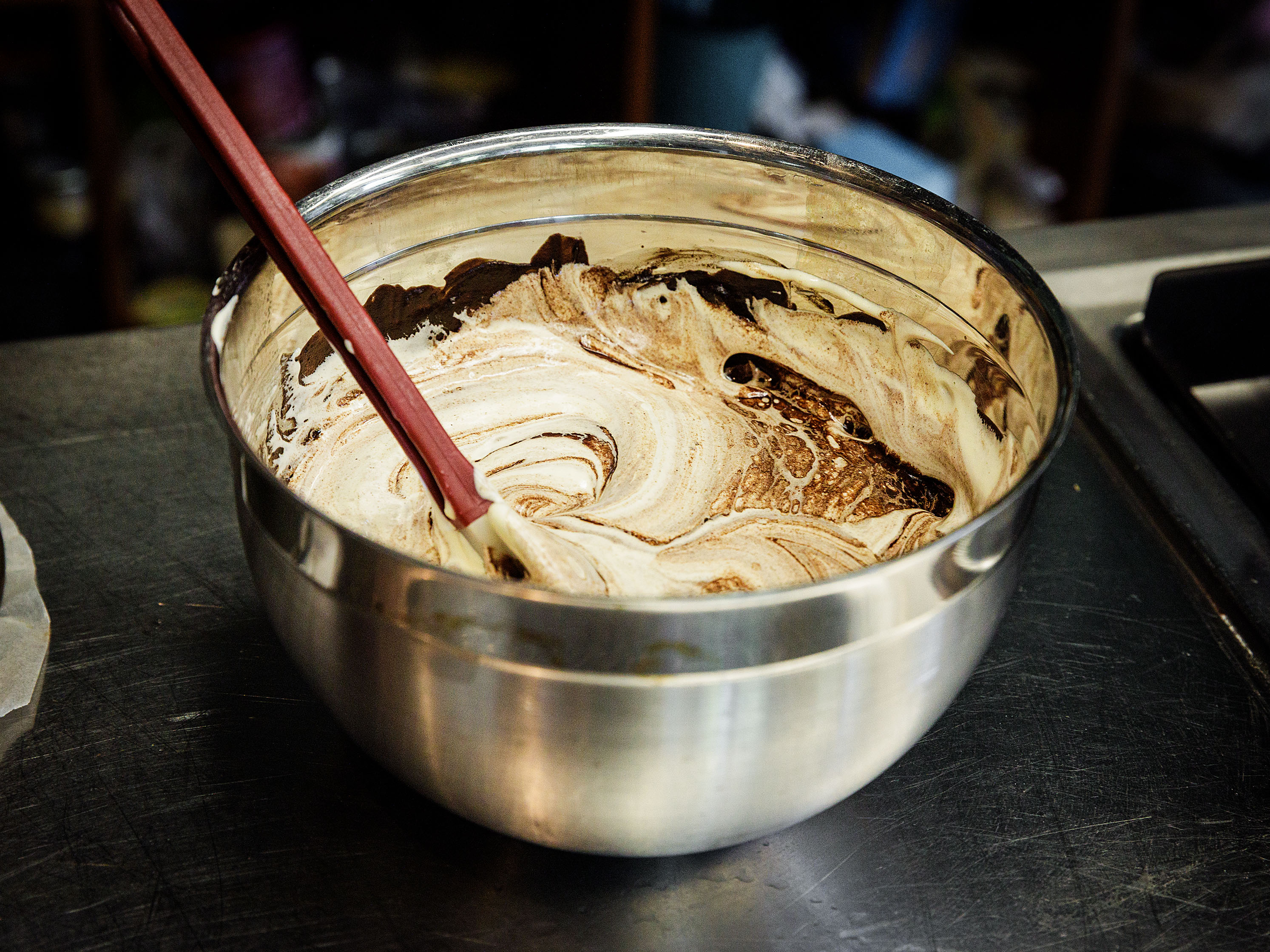 Schritt 3: Teig  für Schokoladen-Randen-Kuchen zubereiten