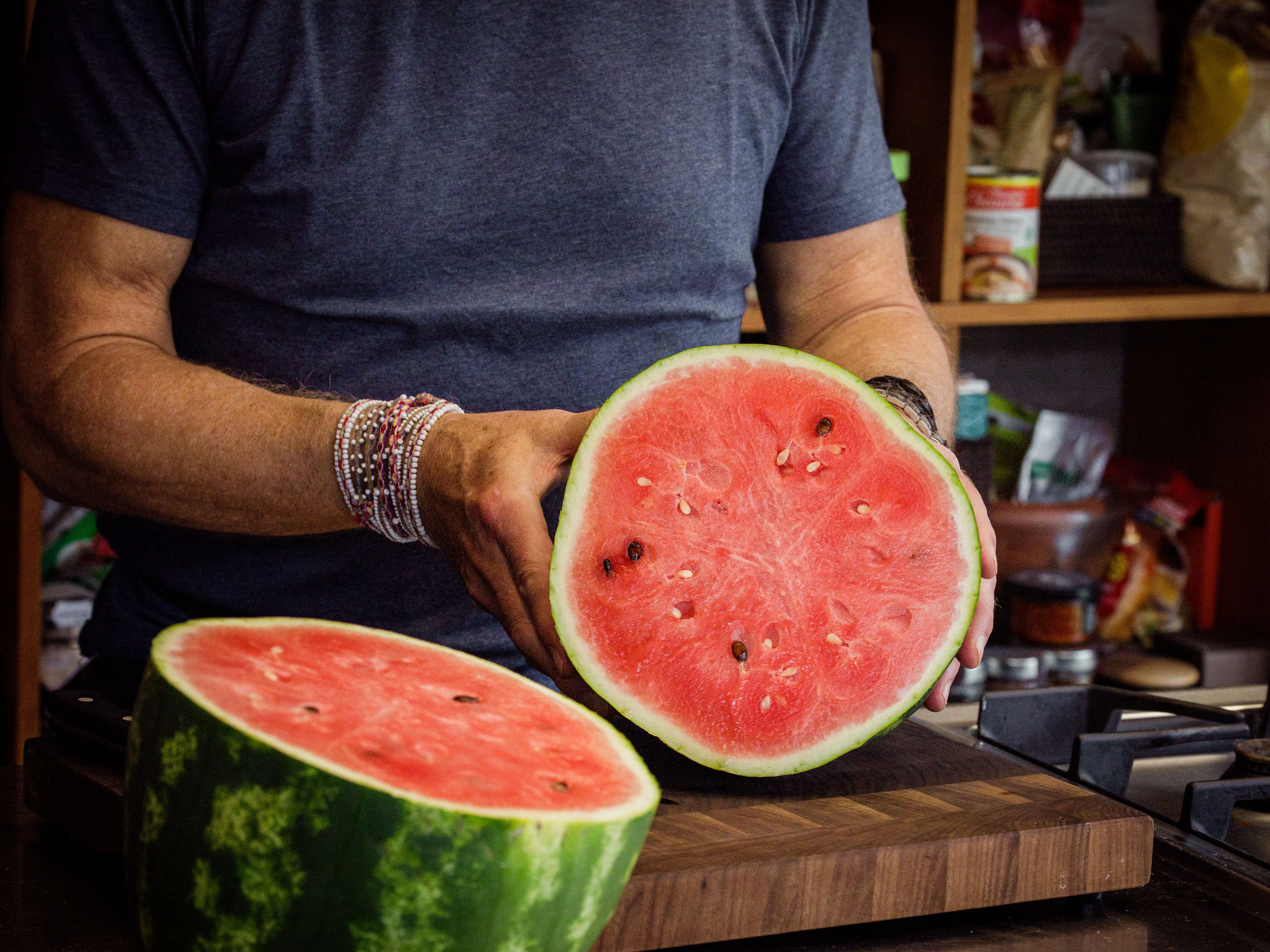 Schritt 2: Die Wassermelonen schneiden