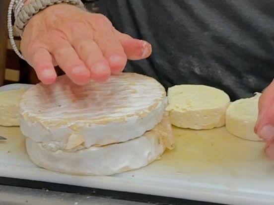 Schritt 1: Trüffel Brie zubereiten