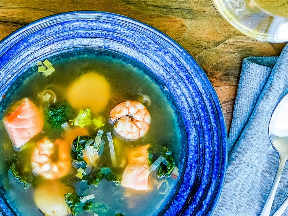 Schritt 3: Kombu Dashi mit Seafood vollenden