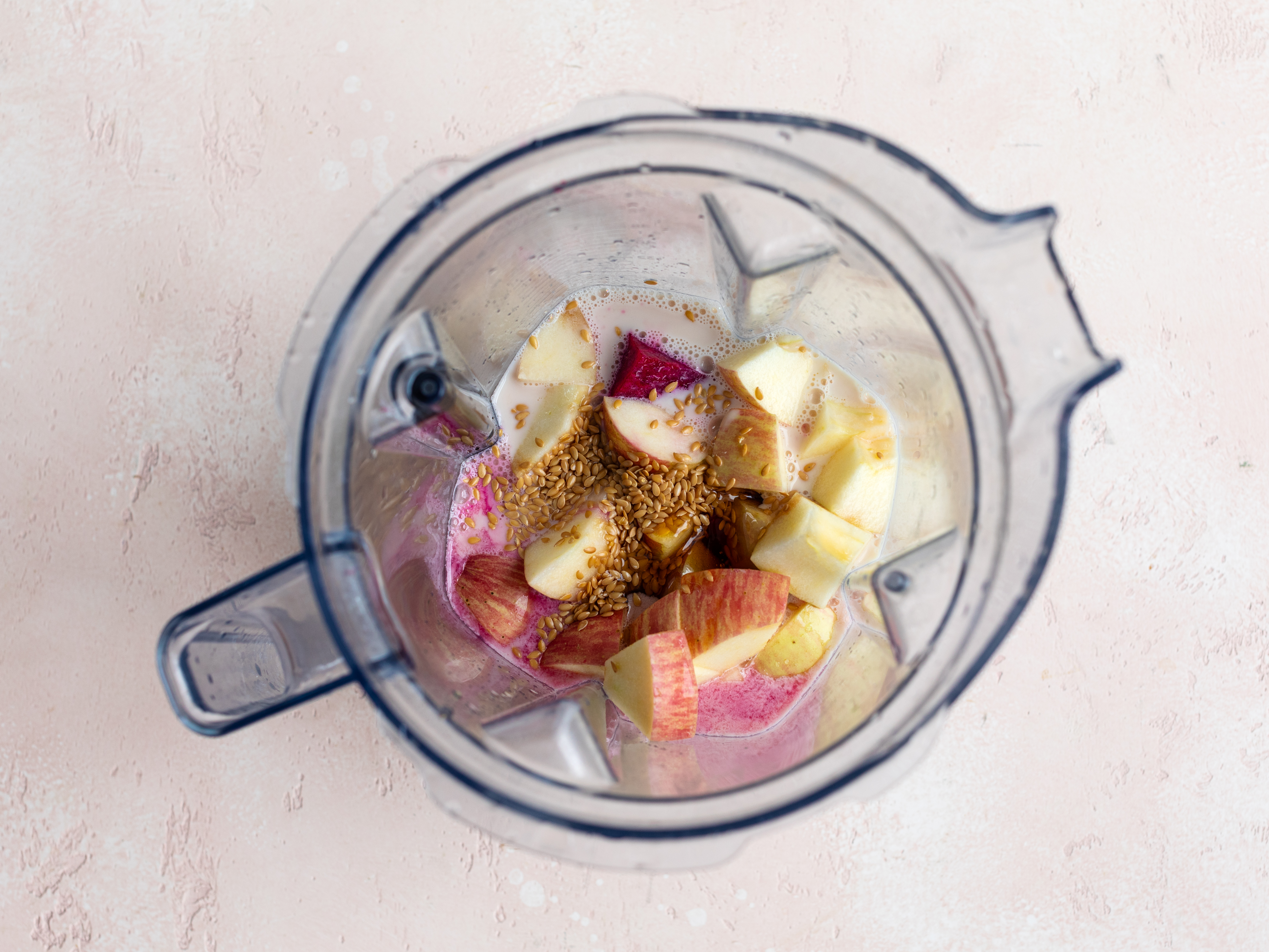 Schritt 2: Randen-Apfel Smoothie mixen